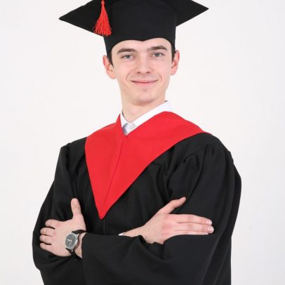 Классическая мантия. Прокат 50 рублей