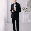 Классический мужской костюм черный