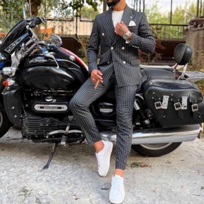 мужской костюм Темный графит в белую полоску 2